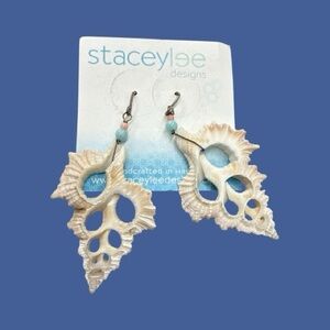 Cream Shell Earrings